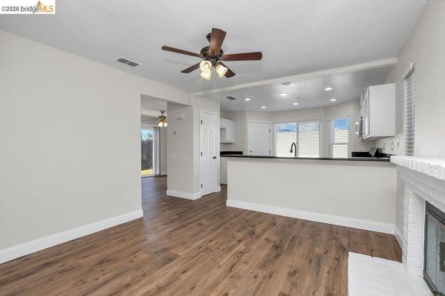 1210 Quail Valley Run, Oakley, CA 94561