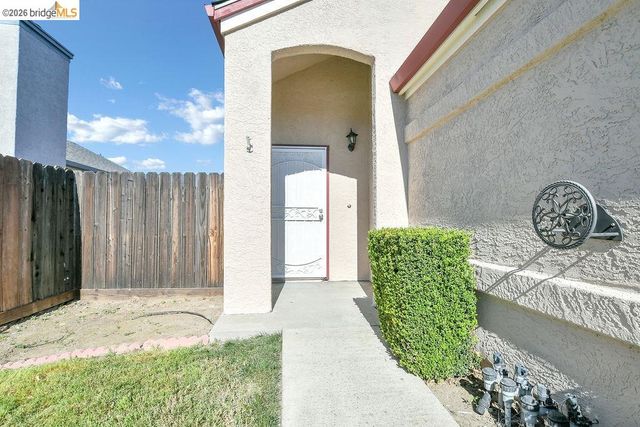 1210 Quail Valley Run, Oakley, CA 94561