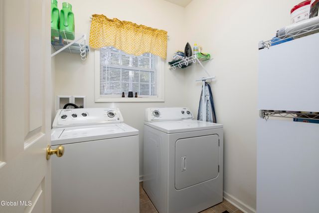 123 Richmond Hill Drive, Queensbury, NY 12804