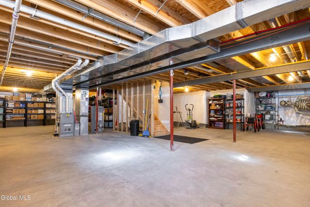 123 Richmond Hill Drive, Queensbury, NY 12804