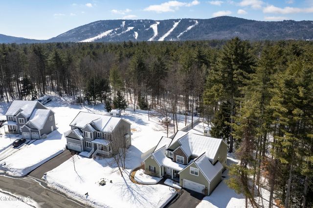 123 Richmond Hill Drive, Queensbury, NY 12804