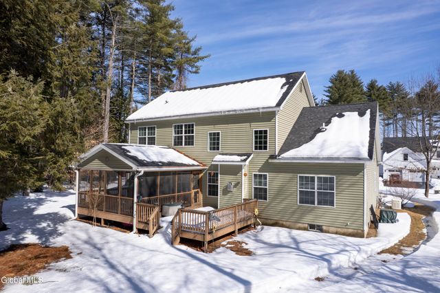 123 Richmond Hill Drive, Queensbury, NY 12804