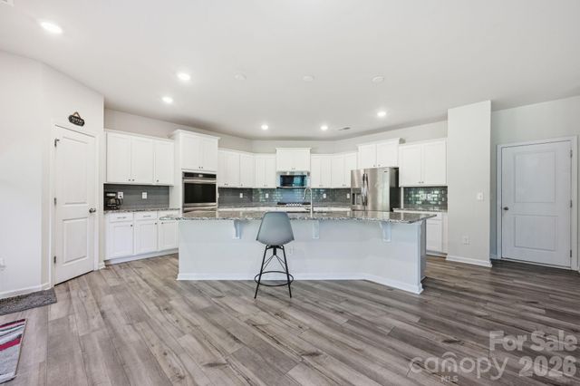 328 Kennerly Center Drive, Mooresville, NC 28115