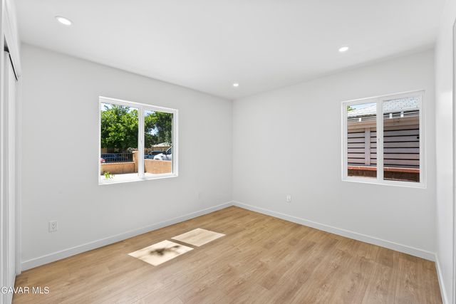45040 Redwood Avenue, Lancaster, CA 93534