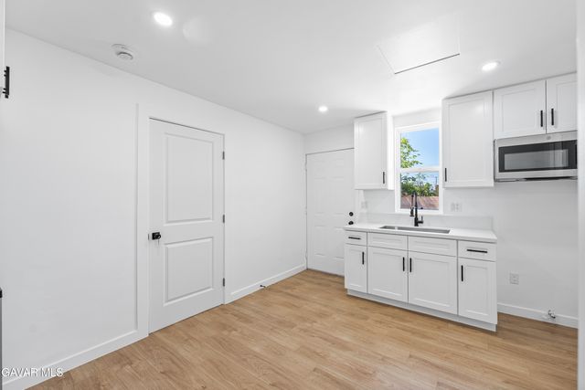 45040 Redwood Avenue, Lancaster, CA 93534