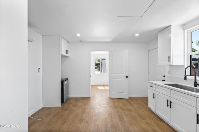 45040 Redwood Avenue, Lancaster, CA 93534