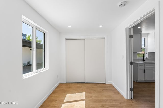 45040 Redwood Avenue, Lancaster, CA 93534