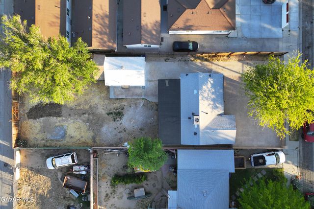 45040 Redwood Avenue, Lancaster, CA 93534