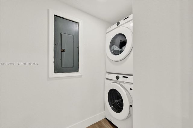 14855 Grant Ln, Homestead, FL 33033