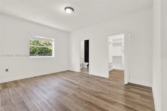 14855 Grant Ln, Homestead, FL 33033