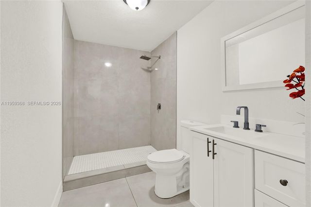 14855 Grant Ln, Homestead, FL 33033