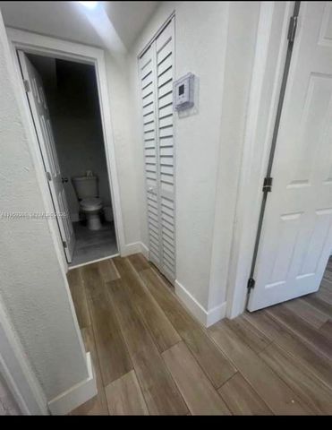 14855 Grant Ln, Homestead, FL 33033