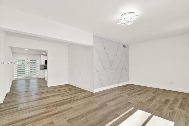 14855 Grant Ln, Homestead, FL 33033