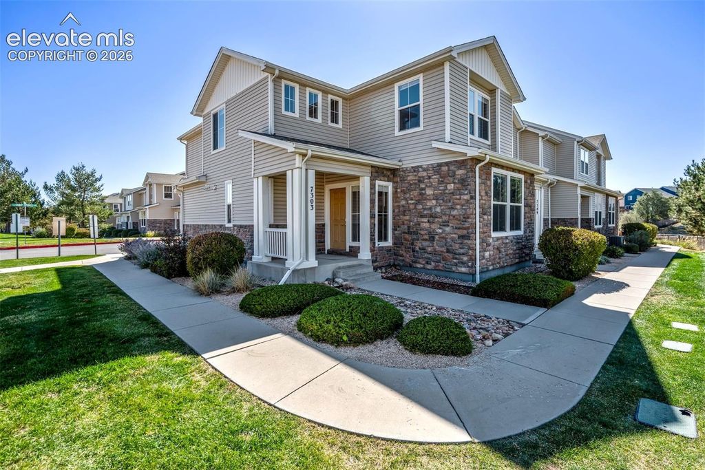 7303 Sandy Springs Point, Fountain, CO 80817 — photo 2