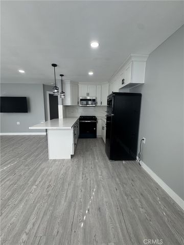 5011 E 60th Street B, Maywood, CA 90270