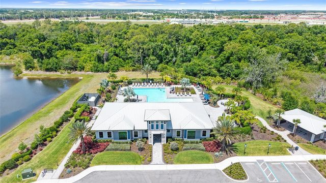 5437 SILVERSIDE PINE COURT, Bradenton, FL 34211