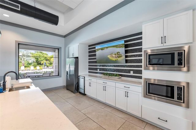 5437 SILVERSIDE PINE COURT, Bradenton, FL 34211
