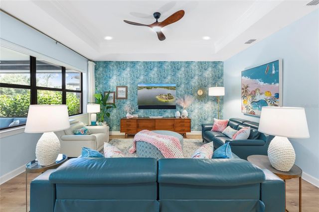5437 SILVERSIDE PINE COURT, Bradenton, FL 34211