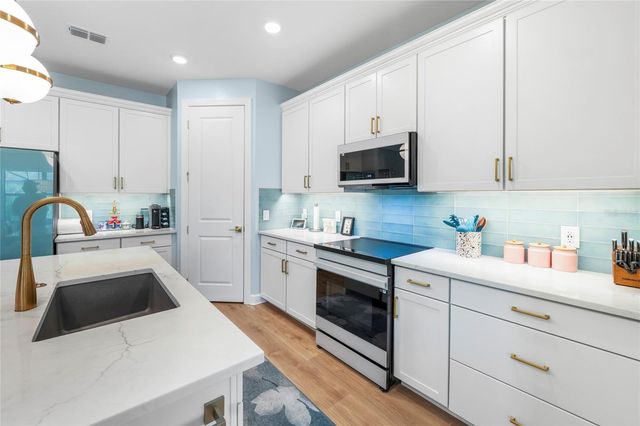 5437 SILVERSIDE PINE COURT, Bradenton, FL 34211