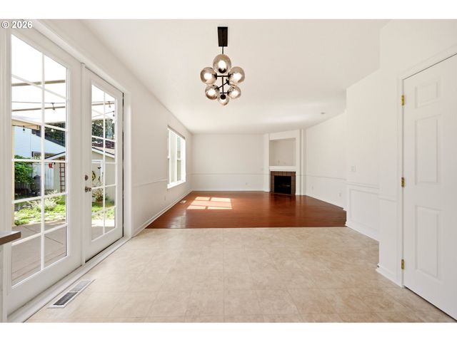14572 Se CHERRY HILL Ln, Milwaukie, OR 97267