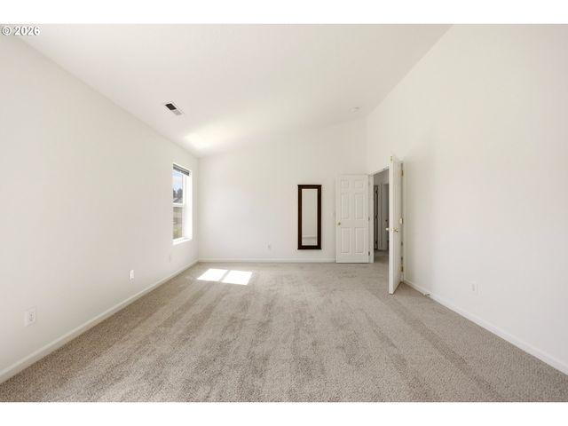 14572 Se CHERRY HILL Ln, Milwaukie, OR 97267