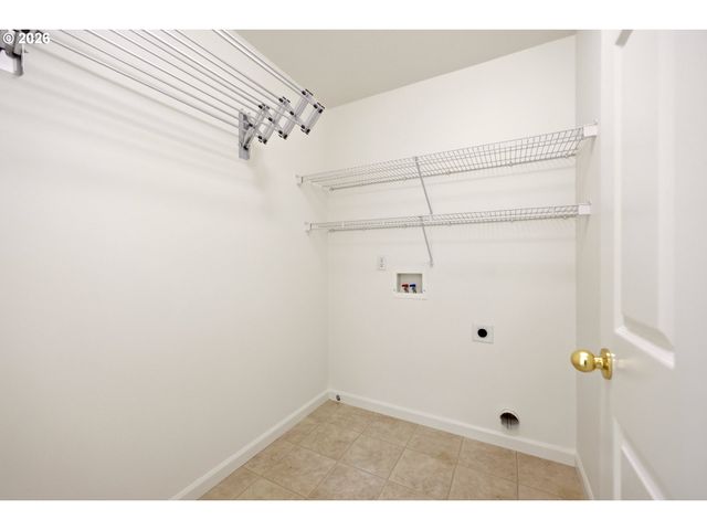 14572 Se CHERRY HILL Ln, Milwaukie, OR 97267