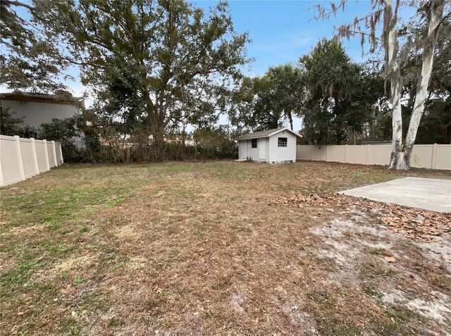 806 WEDGEWOOD DRIVE, Mount Dora, FL 32757