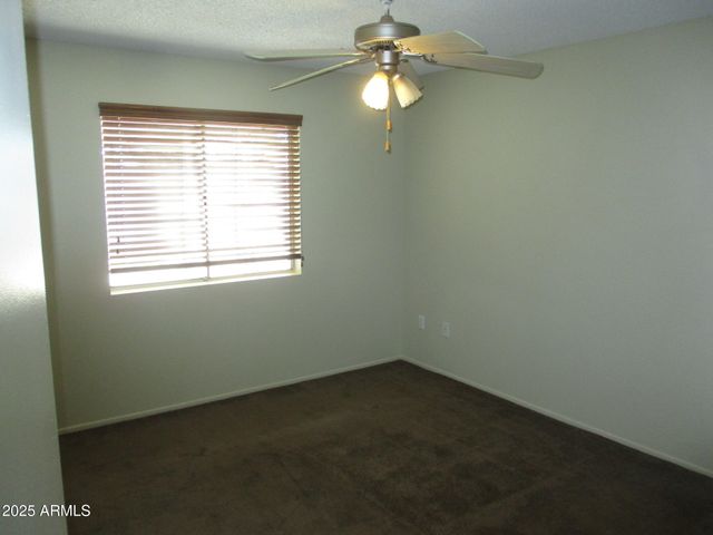 6133 S COLLEGE Avenue, Tempe, AZ 85283