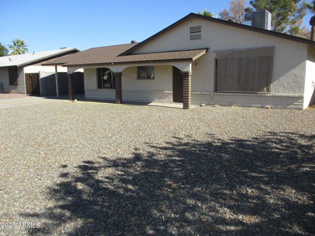 6133 S COLLEGE Avenue, Tempe, AZ 85283