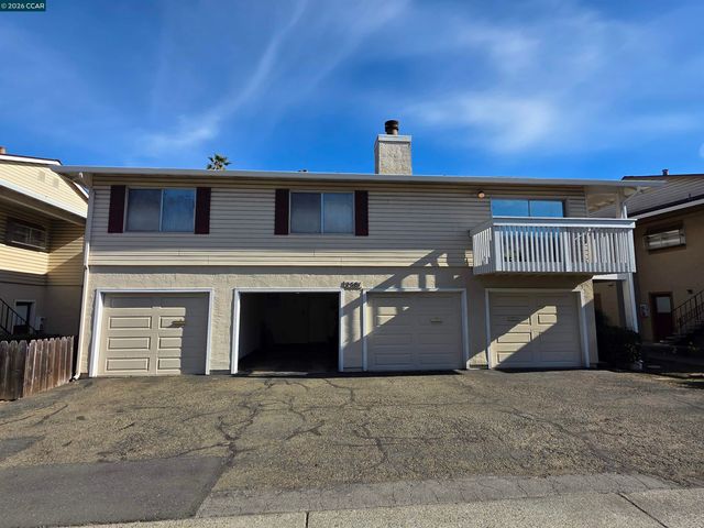 2581 El Portal Dr C, San Pablo, CA 94806