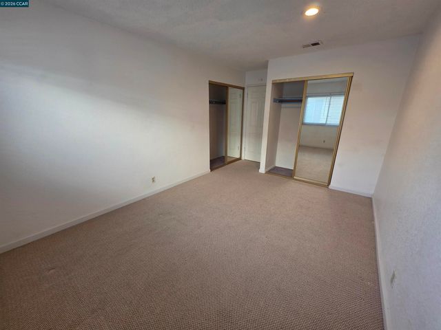 2581 El Portal Dr C, San Pablo, CA 94806