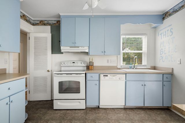 2128 Golfview Drive, Charleston, SC 29412