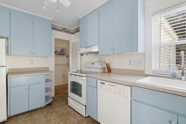 2128 Golfview Drive, Charleston, SC 29412