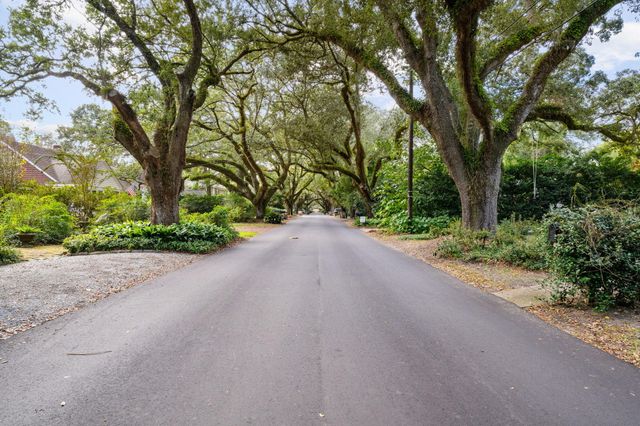2128 Golfview Drive, Charleston, SC 29412