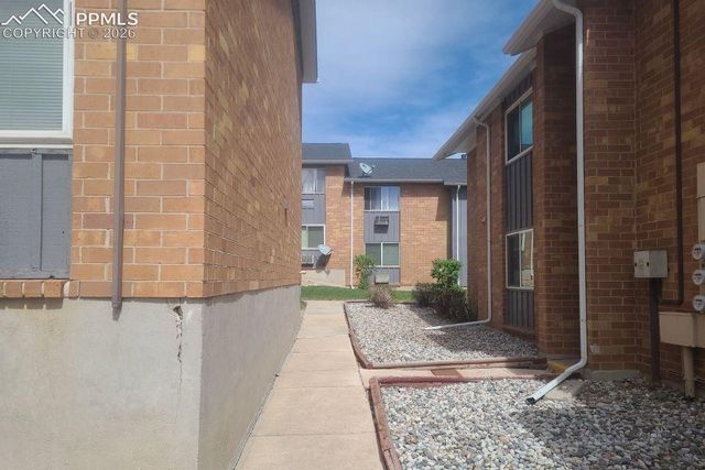 1625 N Murray Boulevard 225, Colorado Springs, CO 80915