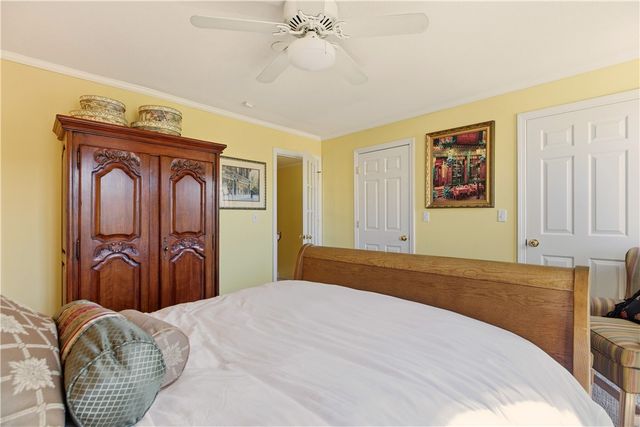 216 Goddard Row, Newport, RI 02840