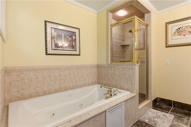 216 Goddard Row, Newport, RI 02840