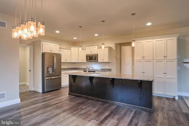 026 STARLIGHT LANE, Lebanon, PA 17046