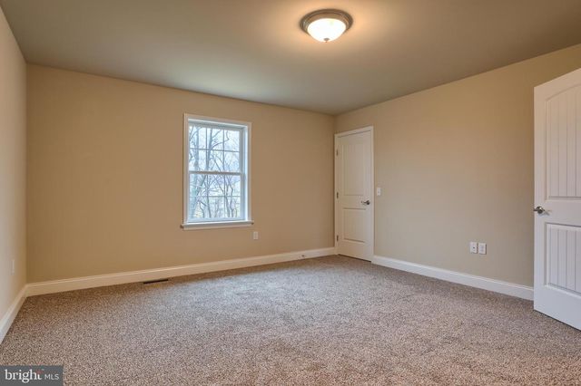 026 STARLIGHT LANE, Lebanon, PA 17046