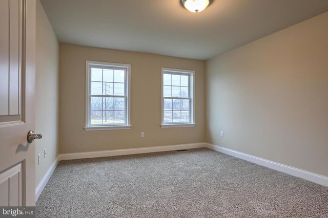 026 STARLIGHT LANE, Lebanon, PA 17046