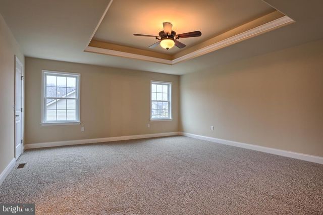 026 STARLIGHT LANE, Lebanon, PA 17046