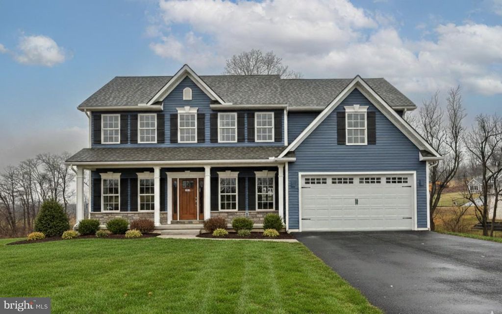 026 STARLIGHT LANE, Lebanon, PA 17046