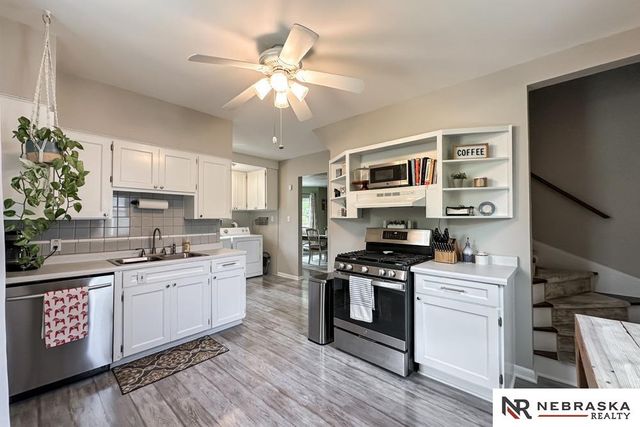 613 N 41st Avenue, Omaha, NE 68131