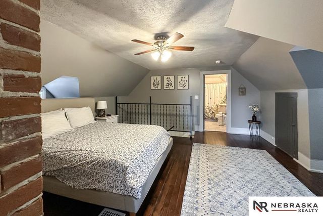 613 N 41st Avenue, Omaha, NE 68131