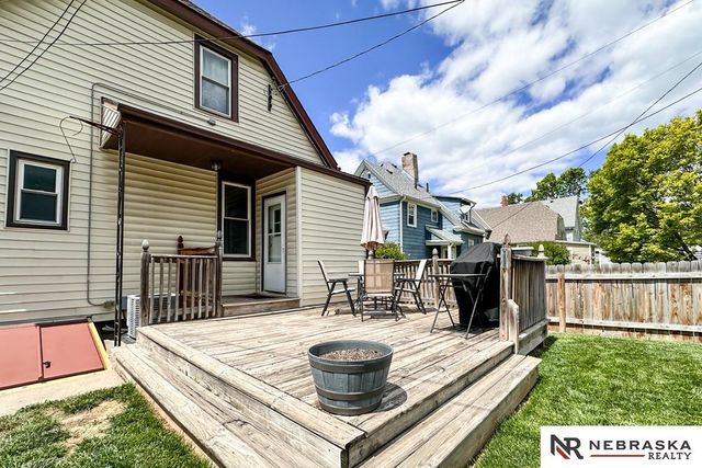 613 N 41st Avenue, Omaha, NE 68131