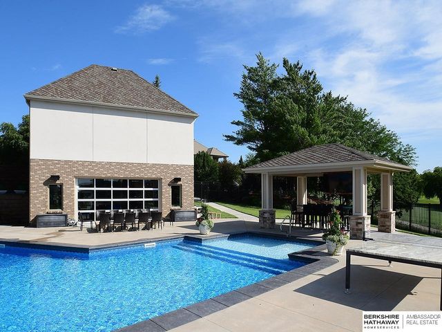 2227 S 189th Circle, Omaha, NE 68130