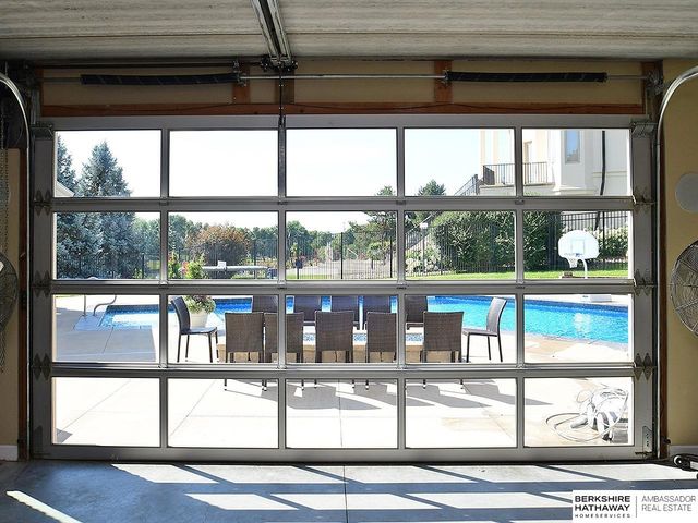 2227 S 189th Circle, Omaha, NE 68130