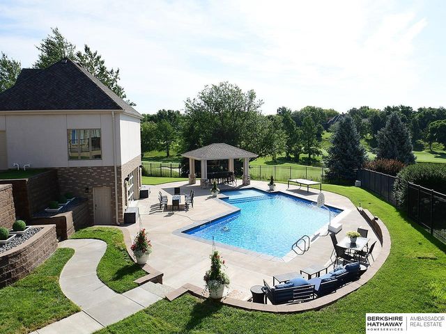 2227 S 189th Circle, Omaha, NE 68130