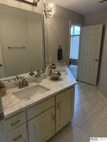 2227 S 189th Circle, Omaha, NE 68130