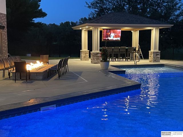 2227 S 189th Circle, Omaha, NE 68130